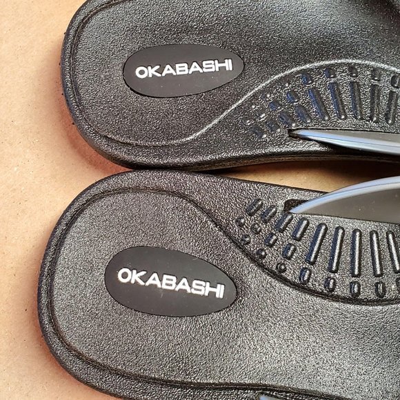 Okabashi Marina Flip Flop Medium (6.5-7.5) Silver - Picture 4 of 5